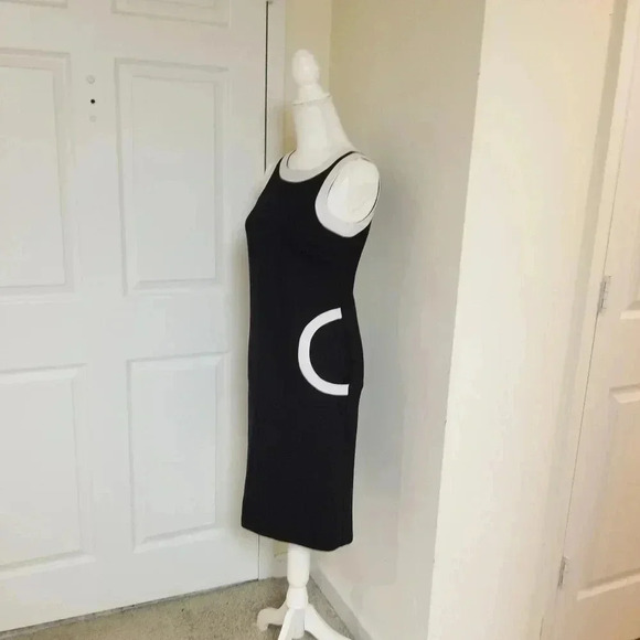 Authentic Tory Burch Dress Sz 2 - Picture 1 of 7